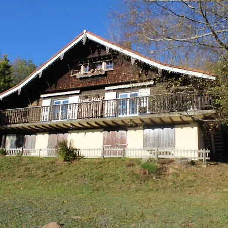 Mitoyen Dans Apartmán